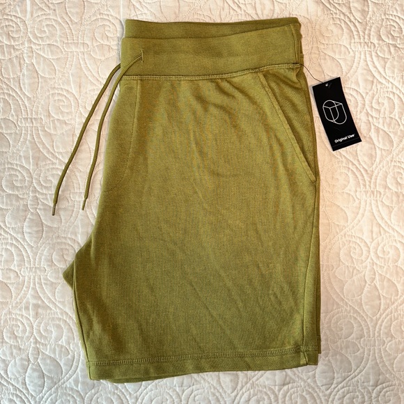 NEW Knit men’s shorts Green - Picture 2 of 7